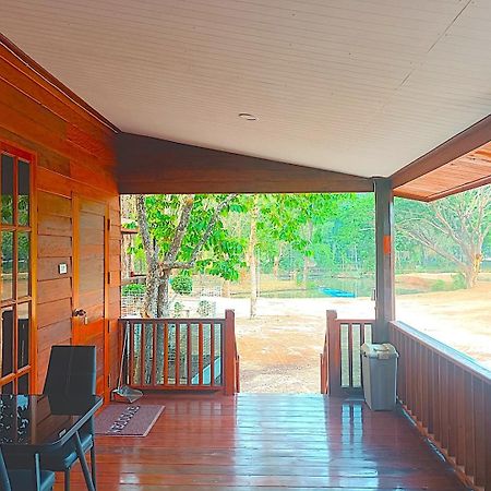 อีสาน เปราซิม ปาร์ค Hotel ร้อยเอ็ด ภายนอก รูปภาพ