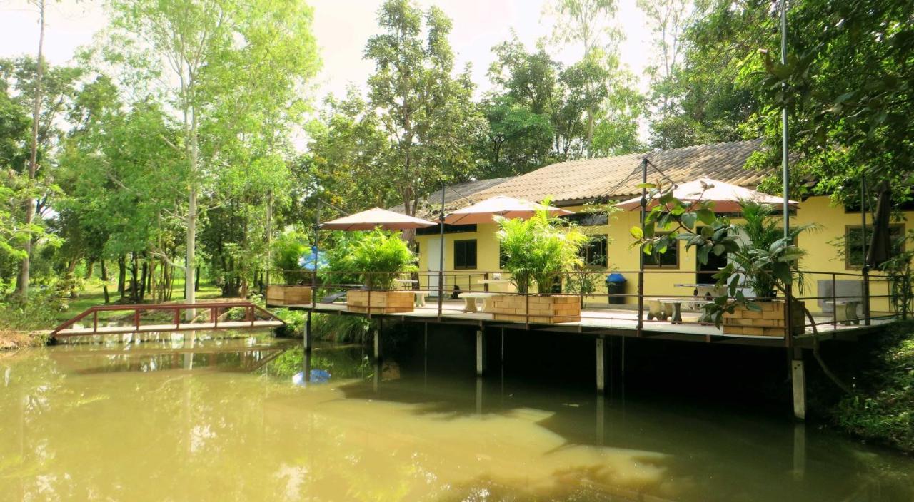 อีสาน เปราซิม ปาร์ค Hotel ร้อยเอ็ด ภายนอก รูปภาพ
