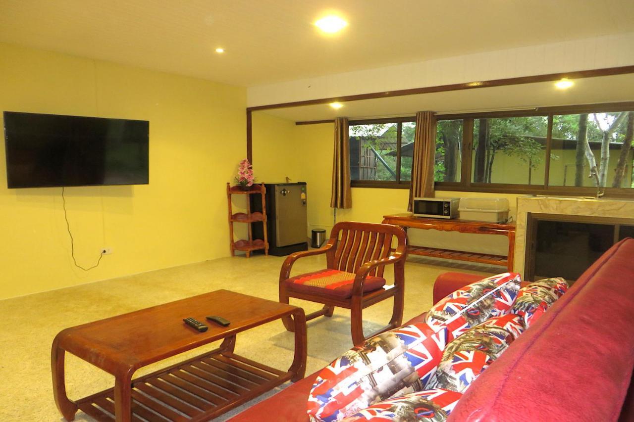 อีสาน เปราซิม ปาร์ค Hotel ร้อยเอ็ด ภายนอก รูปภาพ