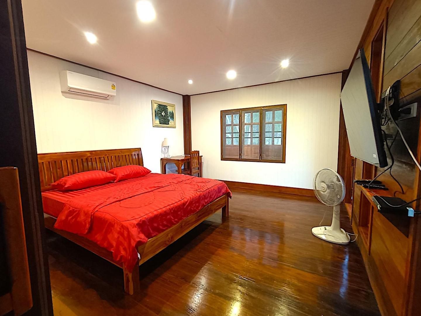 อีสาน เปราซิม ปาร์ค Hotel ร้อยเอ็ด ภายนอก รูปภาพ