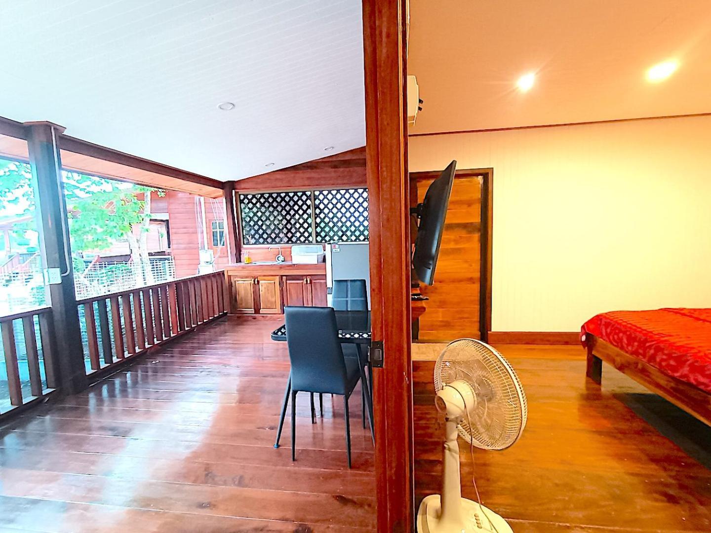 อีสาน เปราซิม ปาร์ค Hotel ร้อยเอ็ด ภายนอก รูปภาพ