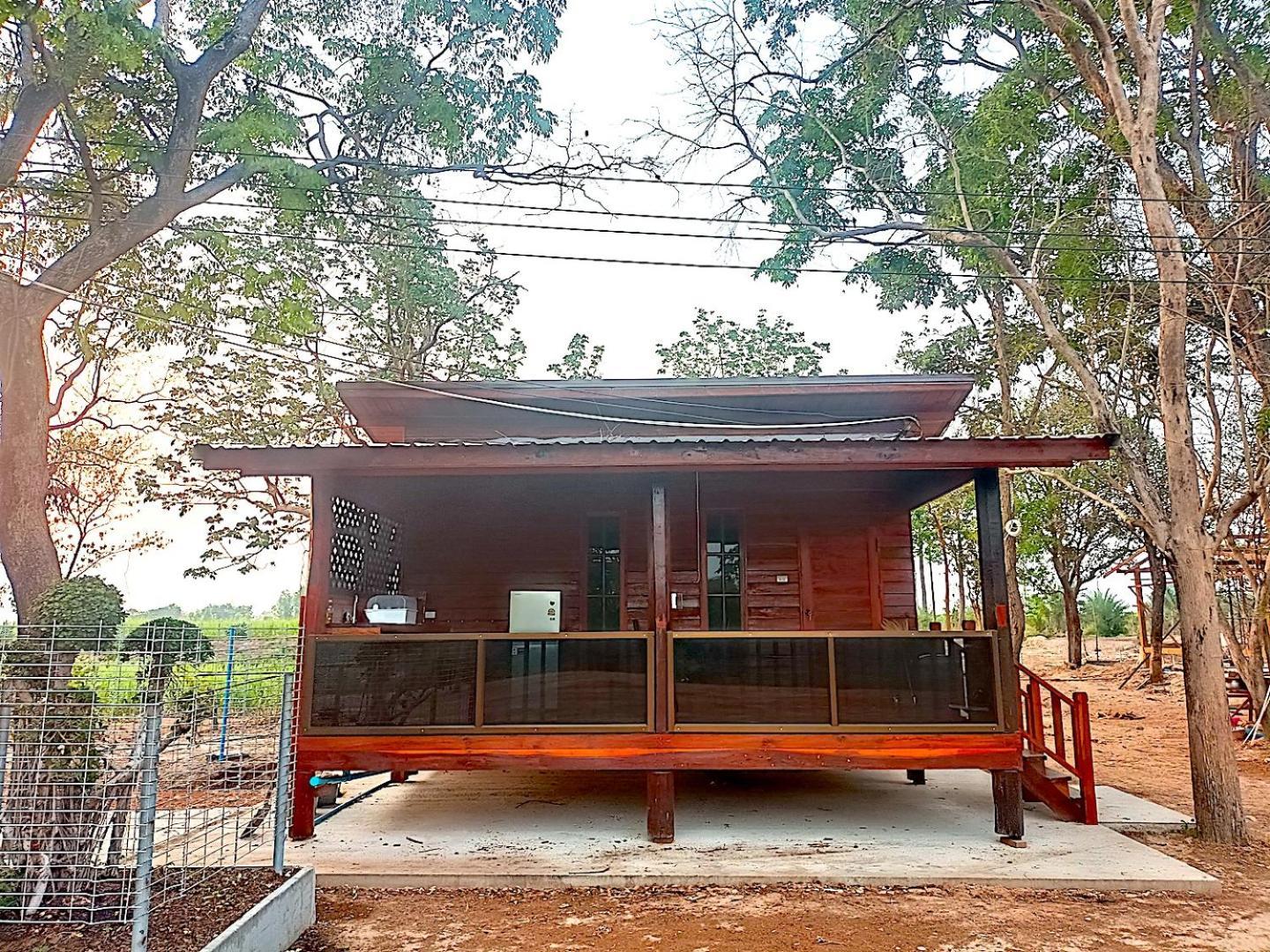 อีสาน เปราซิม ปาร์ค Hotel ร้อยเอ็ด ภายนอก รูปภาพ